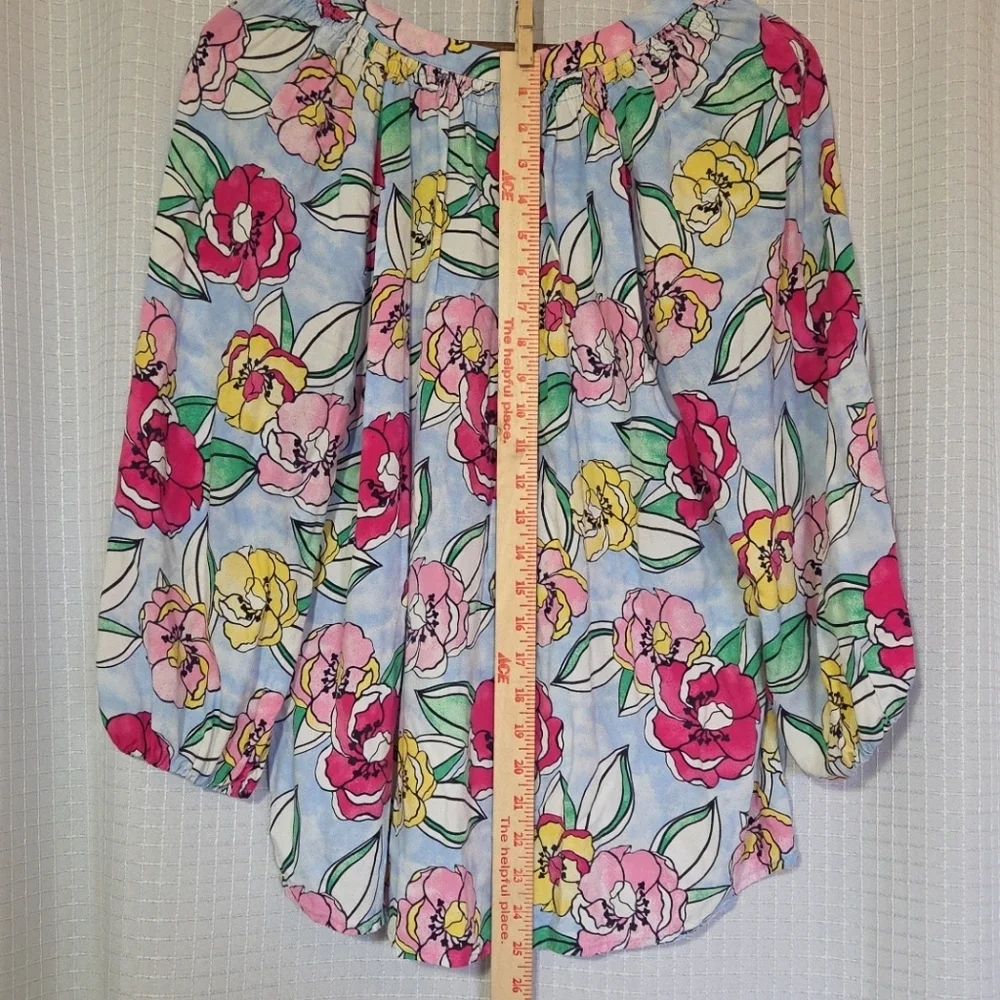 Crown & Ivy Floral Pullover XL Peasant BLouse With Smocking Detail - Picture 6 of 8